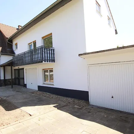 Heppenheim Monteurswohnung شقة *